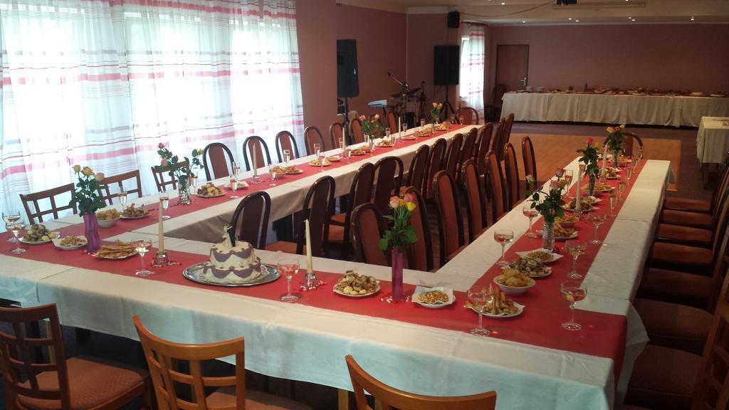 Hotel Zatisi Františkovy Lázně Kültér fotó
